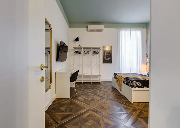 Bdc - Madama Dore, Timeless 2bdr At San Giovanni Apartmán Řím